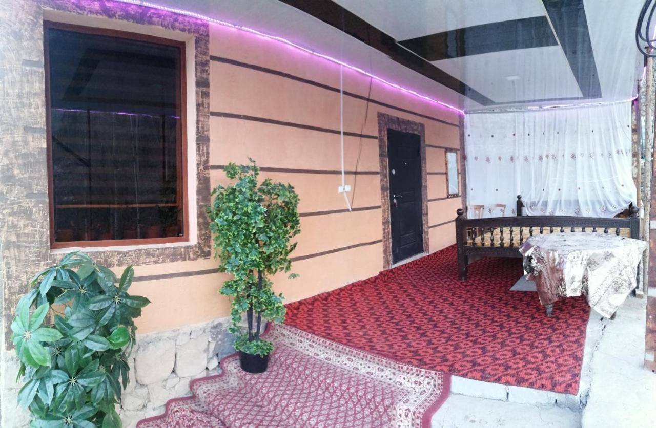 Cottage house Chimgan Екстер'єр фото